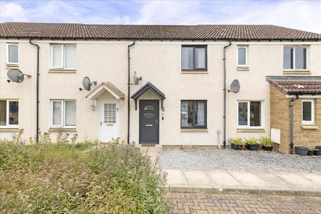 Property photo 1 of 33