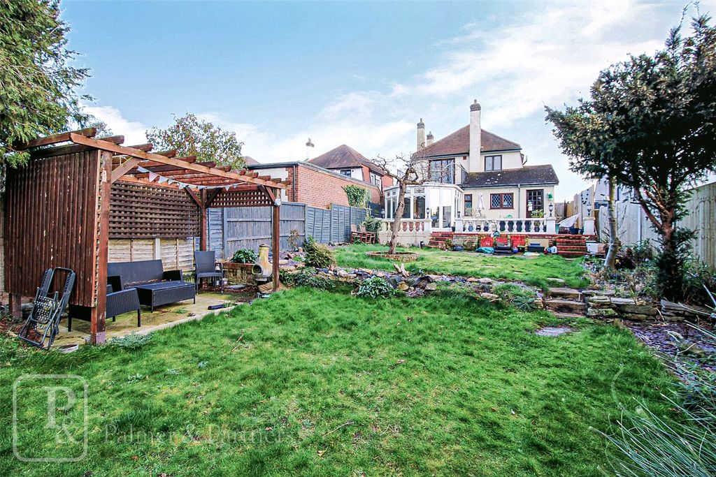 Property photo 2 of 27 Picture No. 72