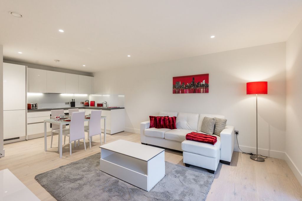 Property photo 2 of 5