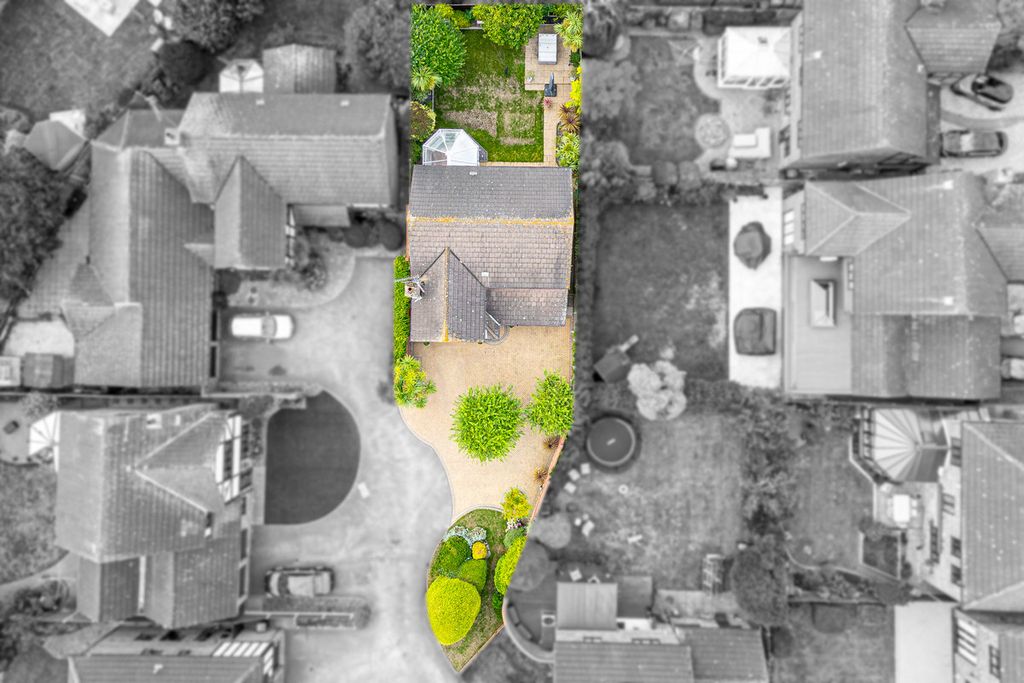 Property photo 2 of 30