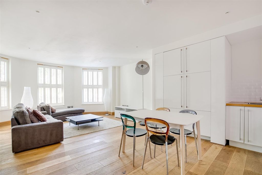 Property photo 1 of 8 Tollbooth Apartments, 2-3.Jpg