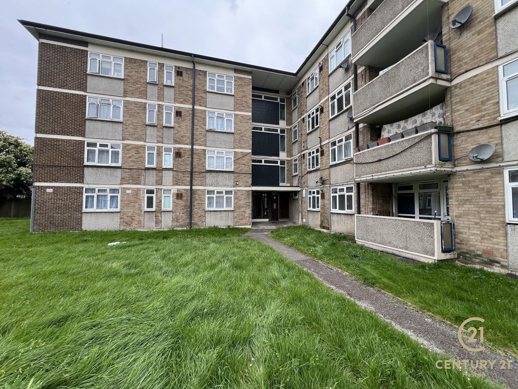 Property photo 1 of 5