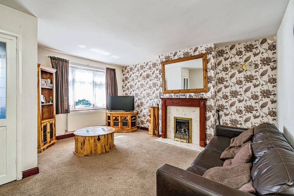 Property photo 3 of 13