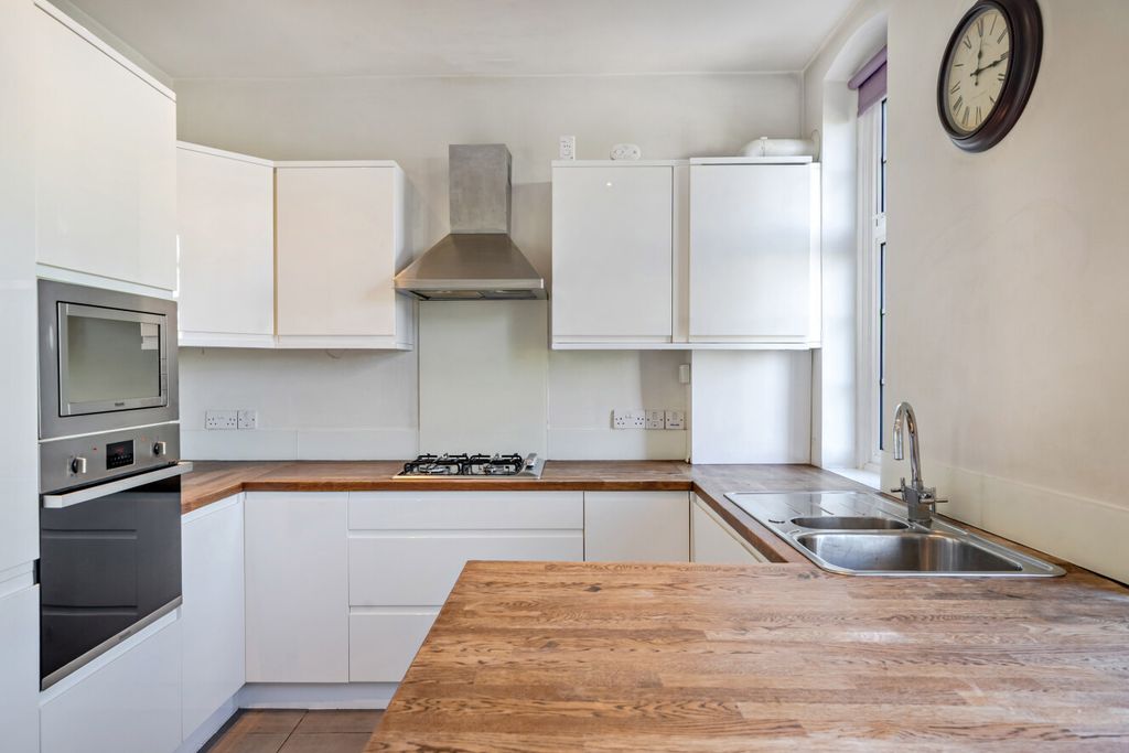 Property photo 2 of 14 1-6A675F4661Df2-8...