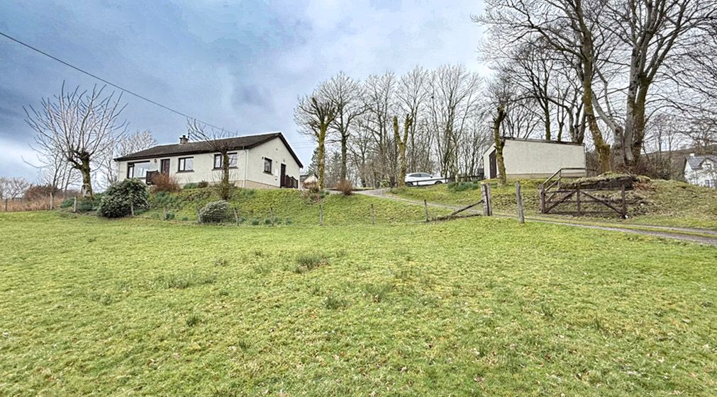 Property photo 2 of 26