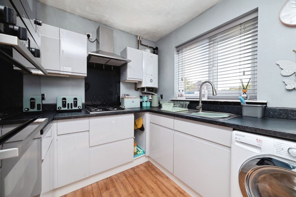 Property photo 3 of 17