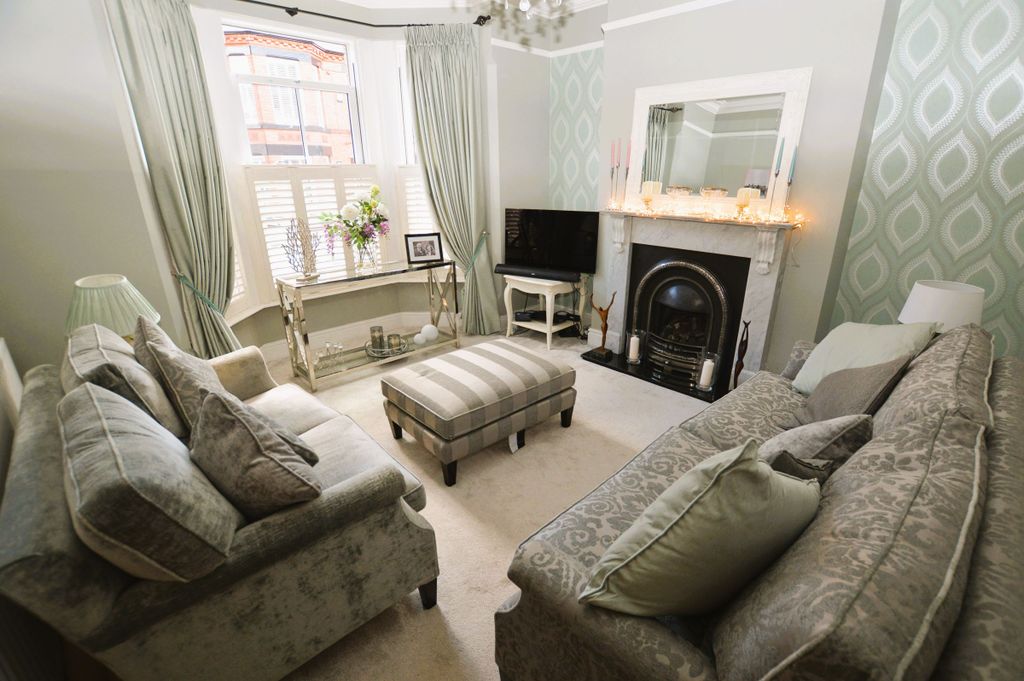 Property photo 2 of 41