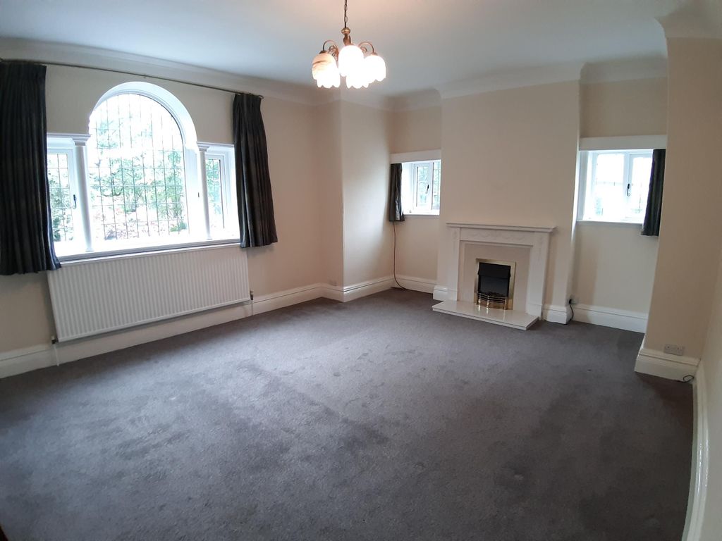 Property photo 3 of 13 Image