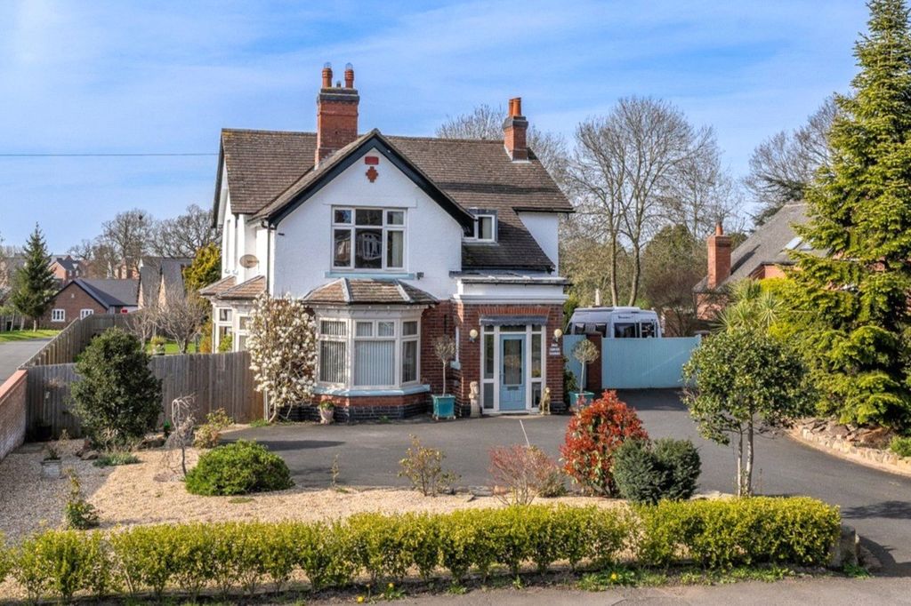 Property photo 1 of 60 Picture No. 70