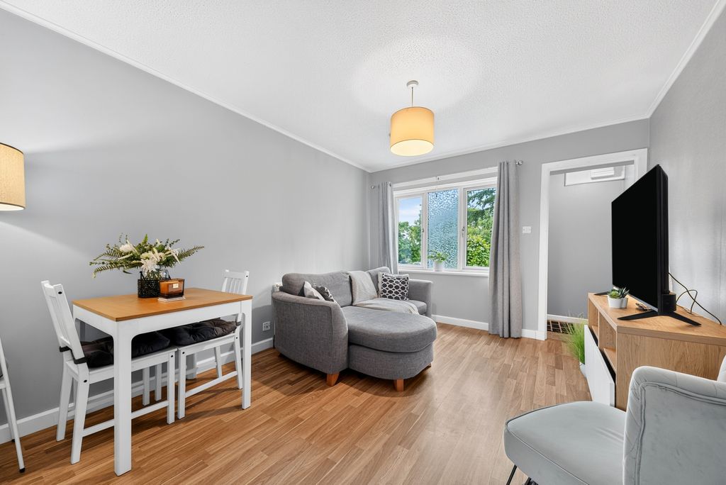 Property photo 3 of 14 Pbox-Img.Jpg