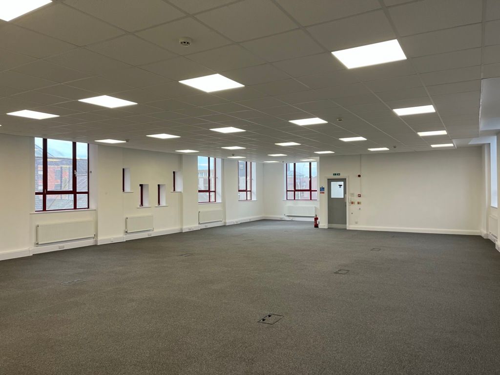 Property photo 3 of 3 Photo 4