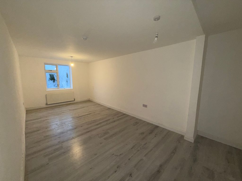 Property photo 3 of 4 Bedroom 2