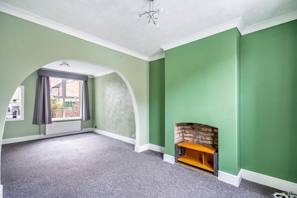 Property photo 2 of 18 Living Room