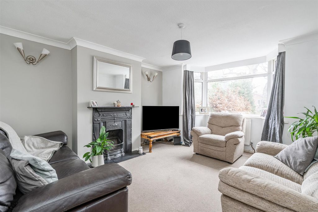 Property photo 2 of 12 220 Kineton Green Road_1.Jpg