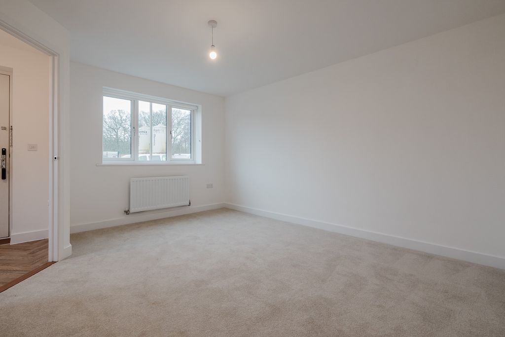 Property photo 3 of 11 Photo