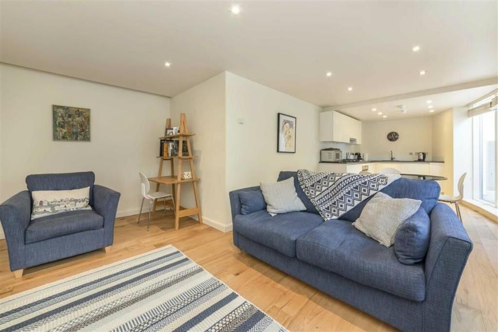 Property photo 1 of 6 Photo 1