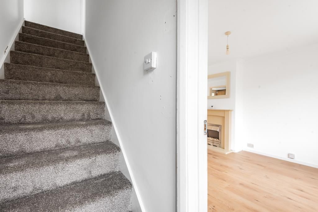 Property photo 3 of 10 Stairs