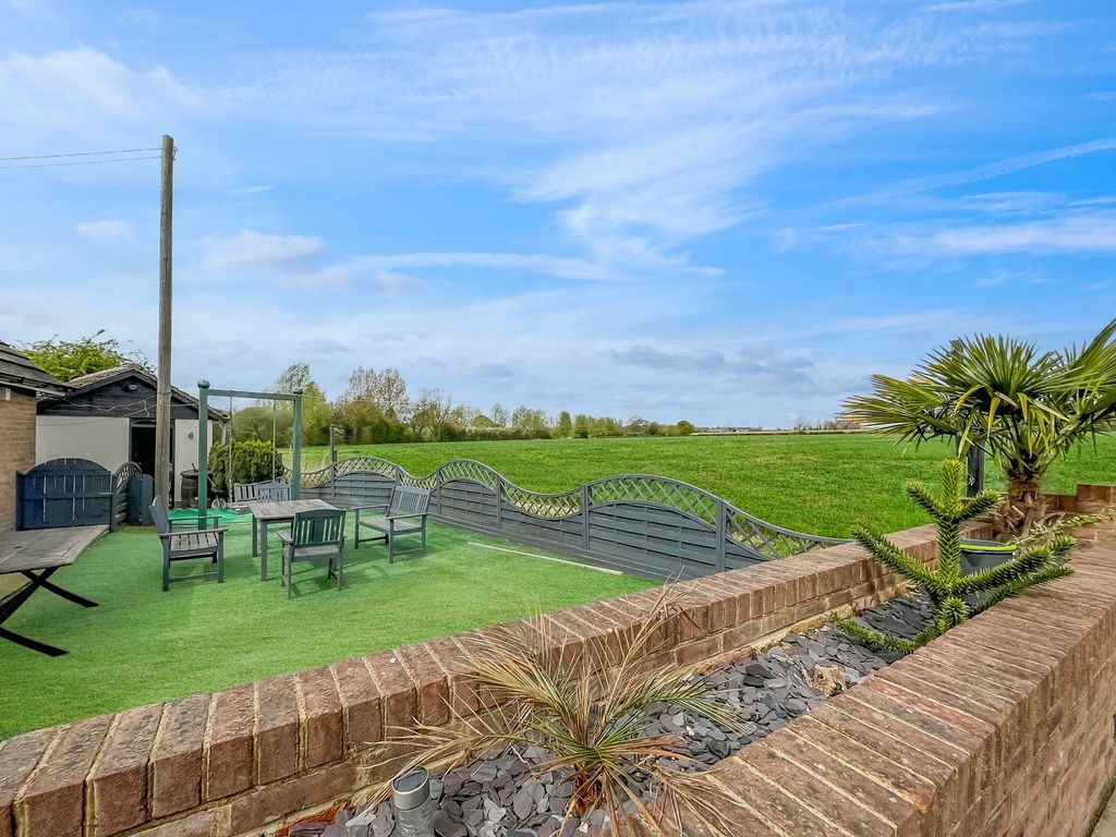 Property photo 3 of 26