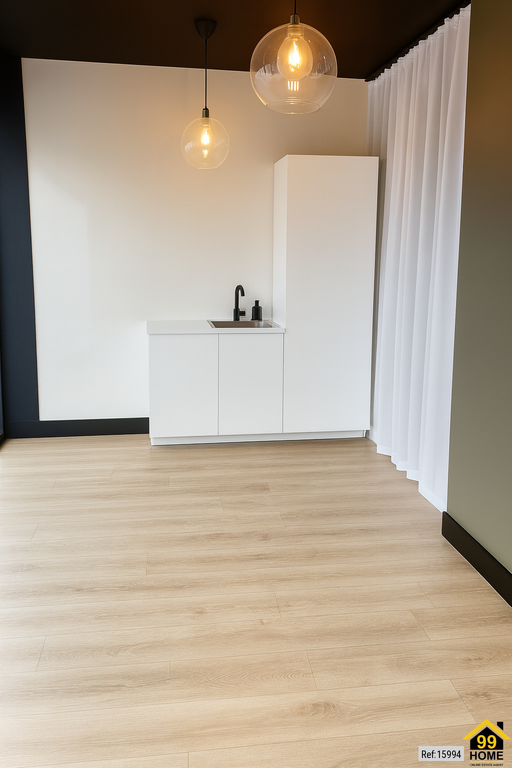 Property photo 2 of 10 Photo 1