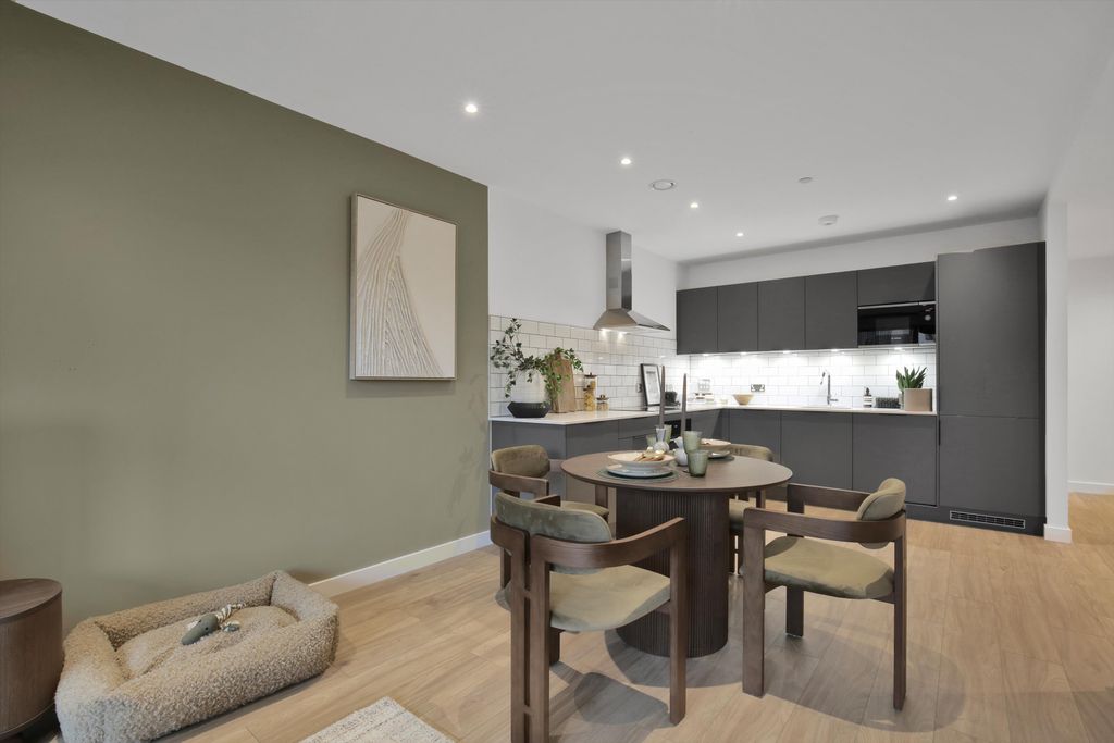 Property photo 2 of 29 Image