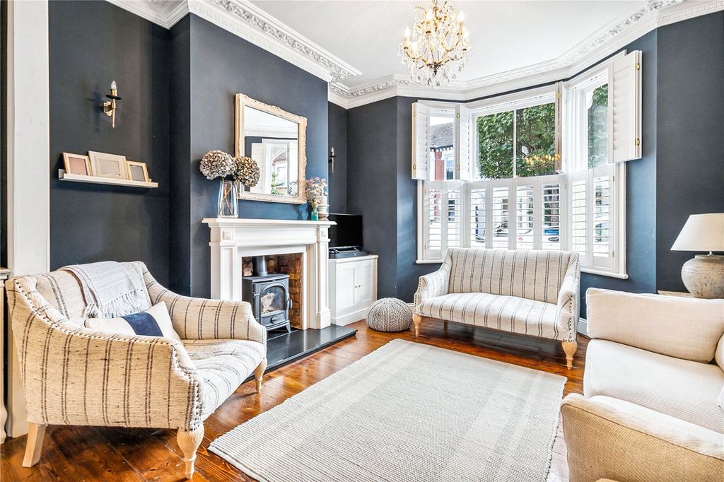 Property photo 2 of 15 Picture No. 04