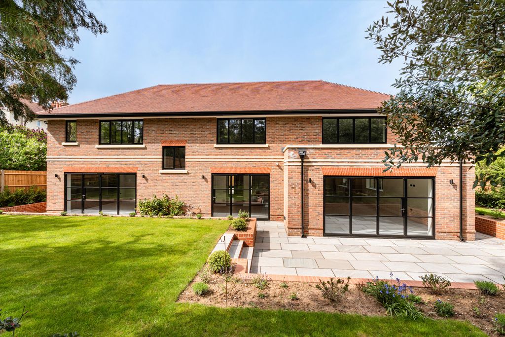 Additional image 22 of 4 bed detached house for saleCross Lanes, Guildford, Surrey GU1