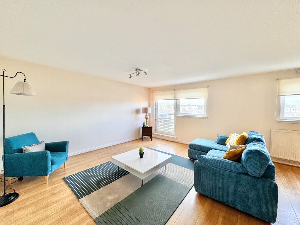 Property photo 2 of 12