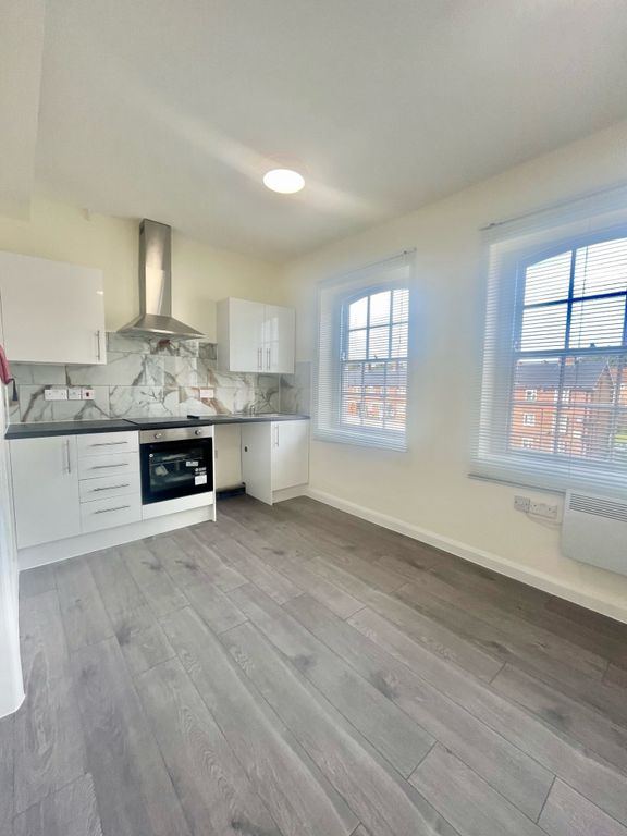 Property photo 2 of 4 1