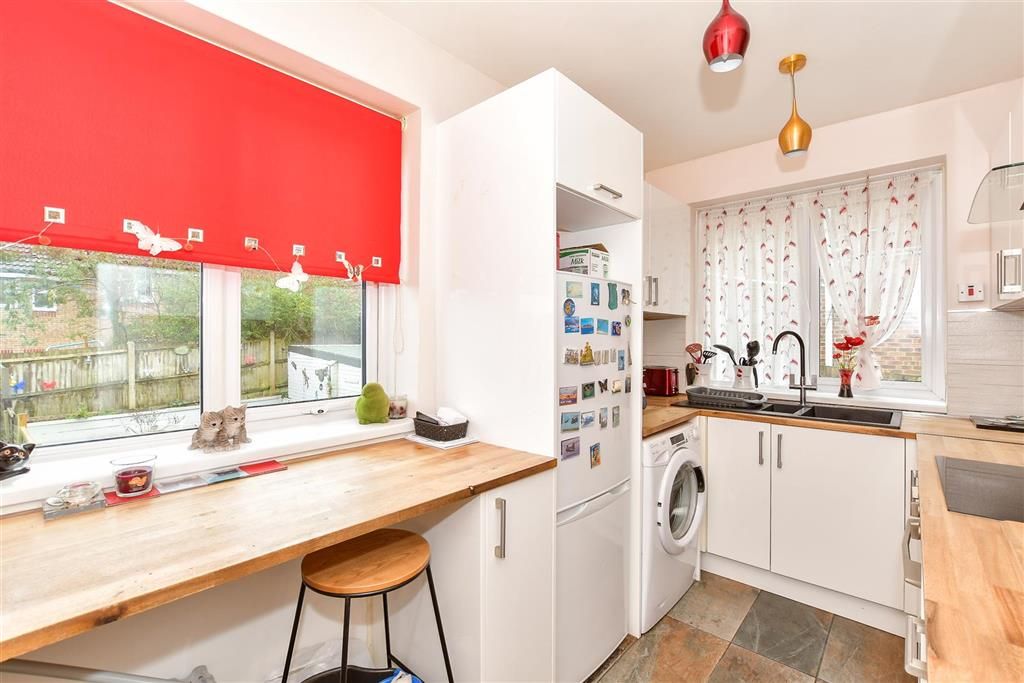 Property photo 1 of 14 Kitchen