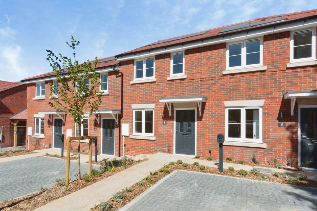 Property photo 1 of 13 Pbox-Img.Jpg