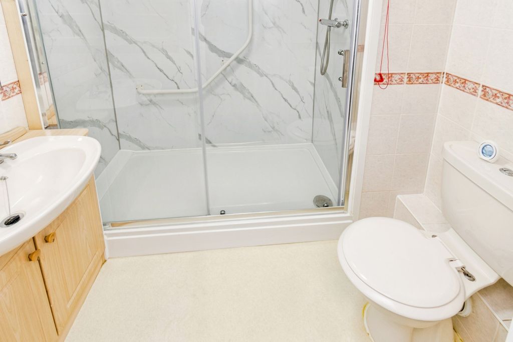Property photo 3 of 9 Pbox-Img.Jpg