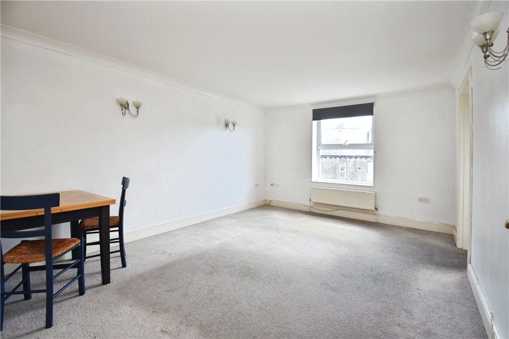 Property photo 2 of 9 Picture No. 04