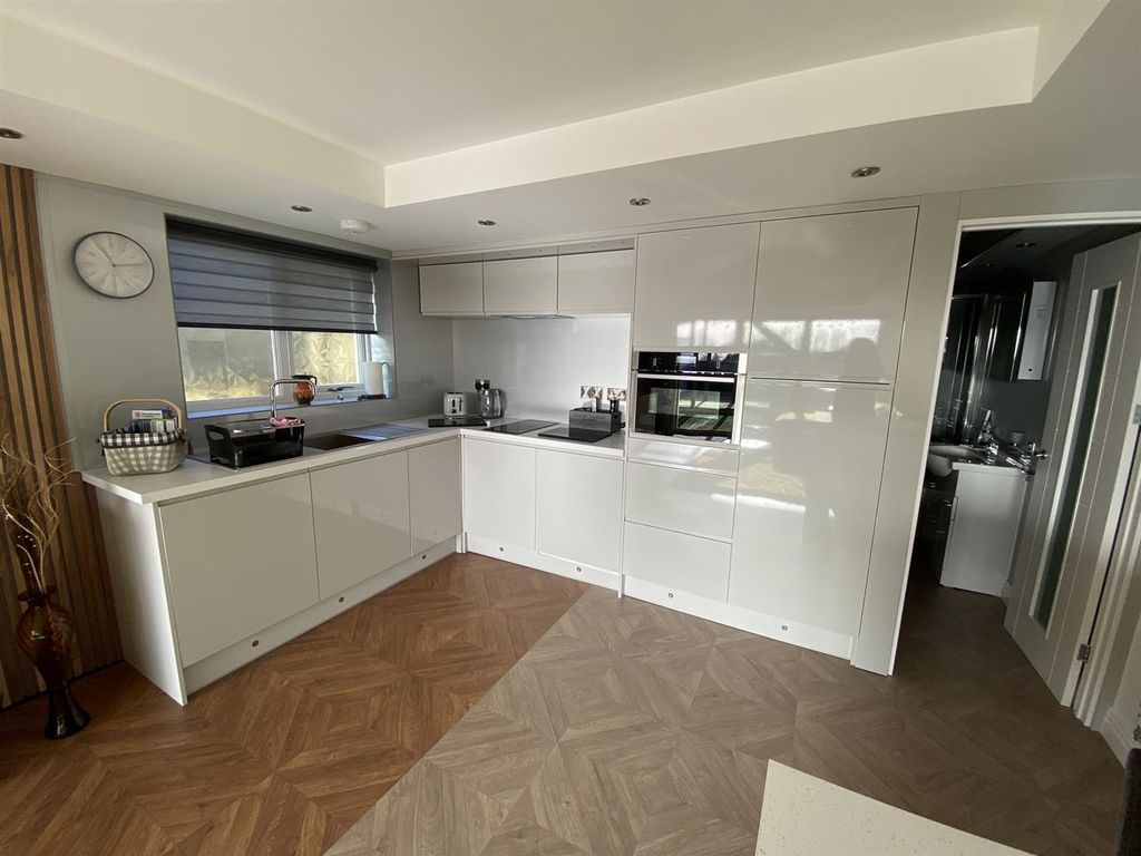Additional image 23 of 6 bed detached house for saleStradey Hill, Pwll SA15