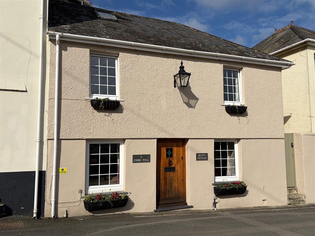 Property photo 1 of 13 Front.Jpg