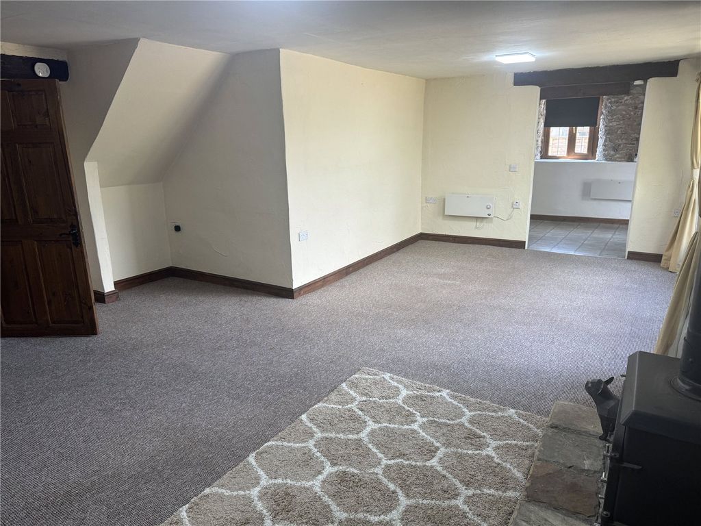 Property photo 3 of 13 Picture No. 03