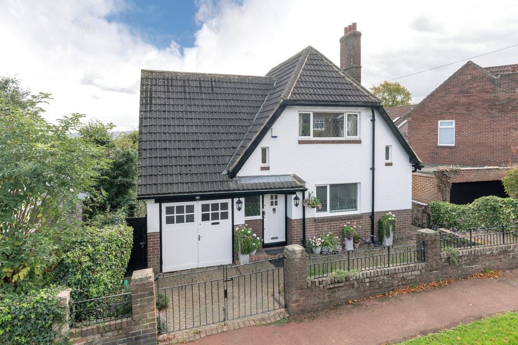 Property photo 1 of 15 Picture No. 10