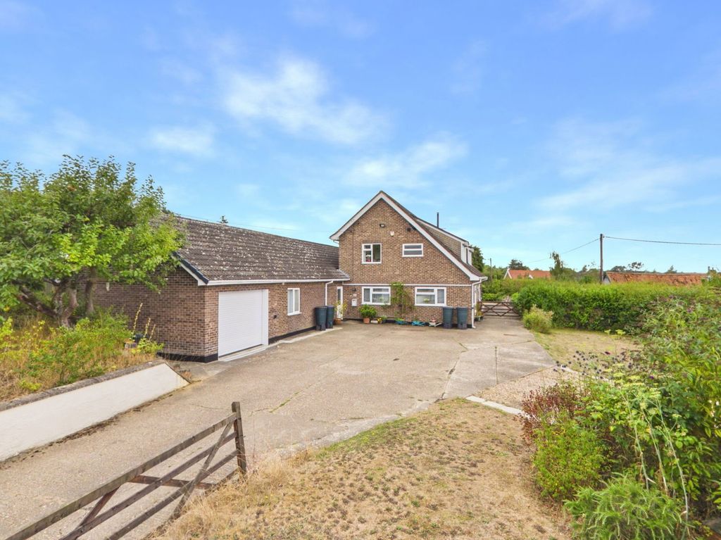 Property photo 1 of 26