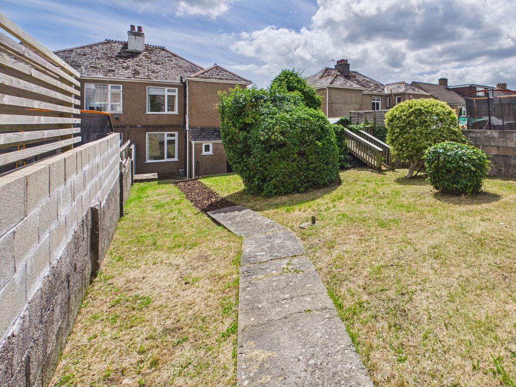 Property photo 2 of 38