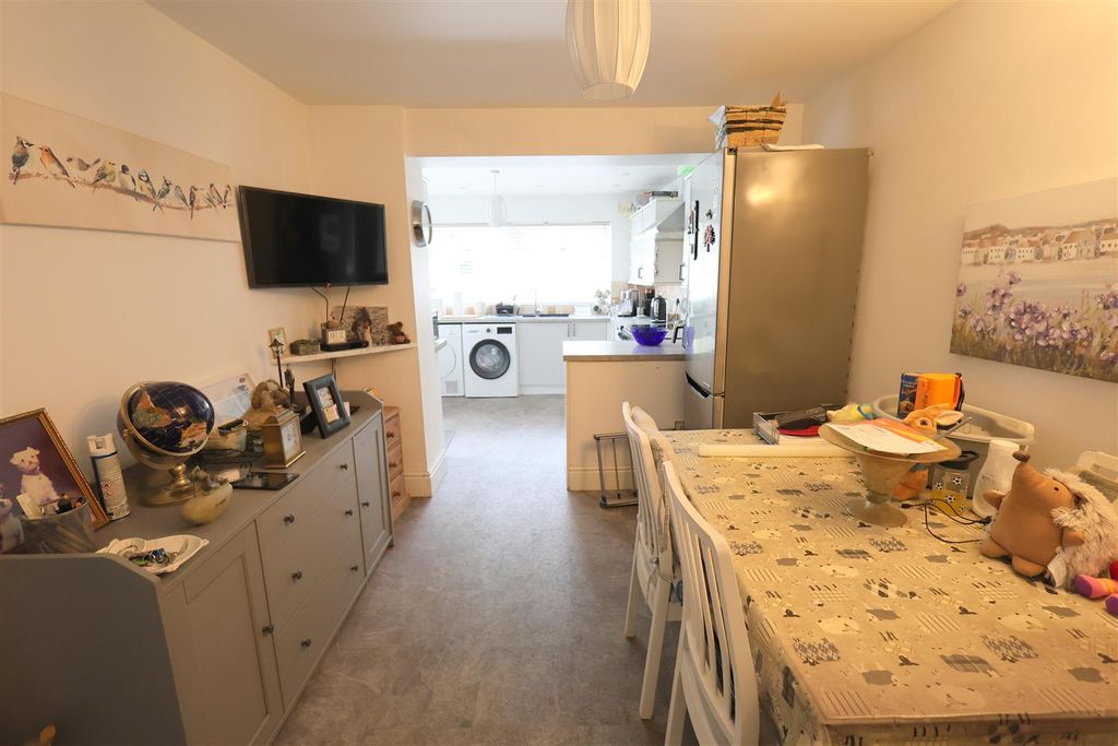 Property photo 3 of 18 Kdii.Jpg