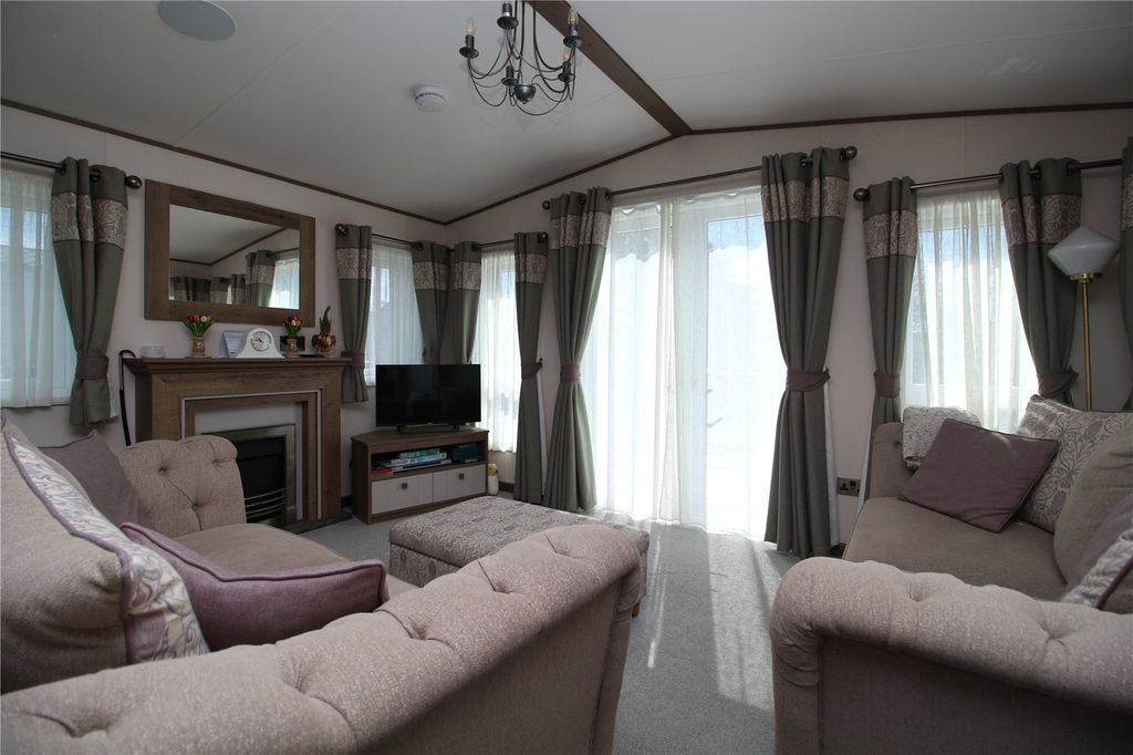 Property photo 3 of 11 Picture No. 03