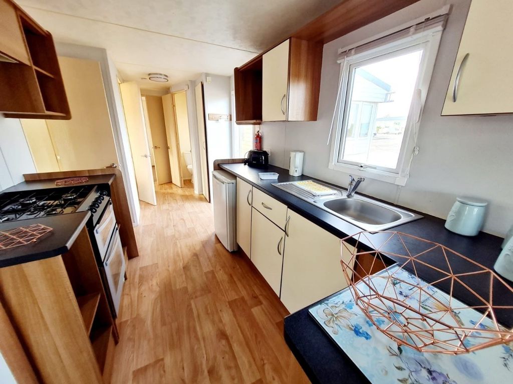 Property photo 3 of 7 Abi Elegance 2012 Vs470975 92054427.Jpeg