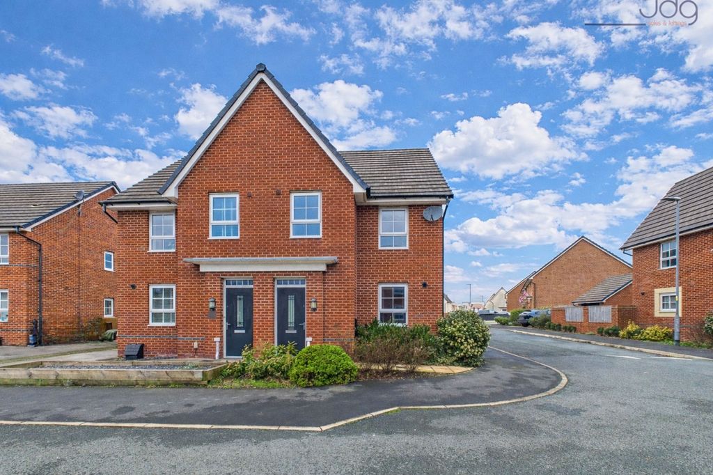 Property photo 1 of 8 Welcome To Fife Street