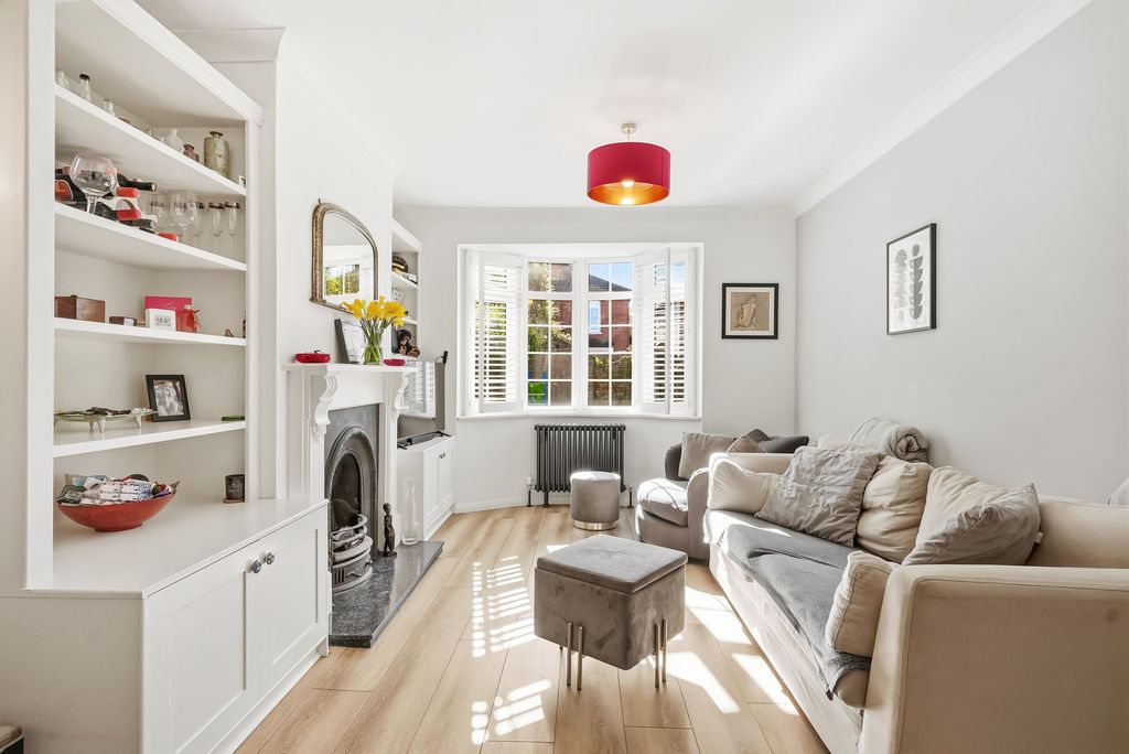 Property photo 2 of 14