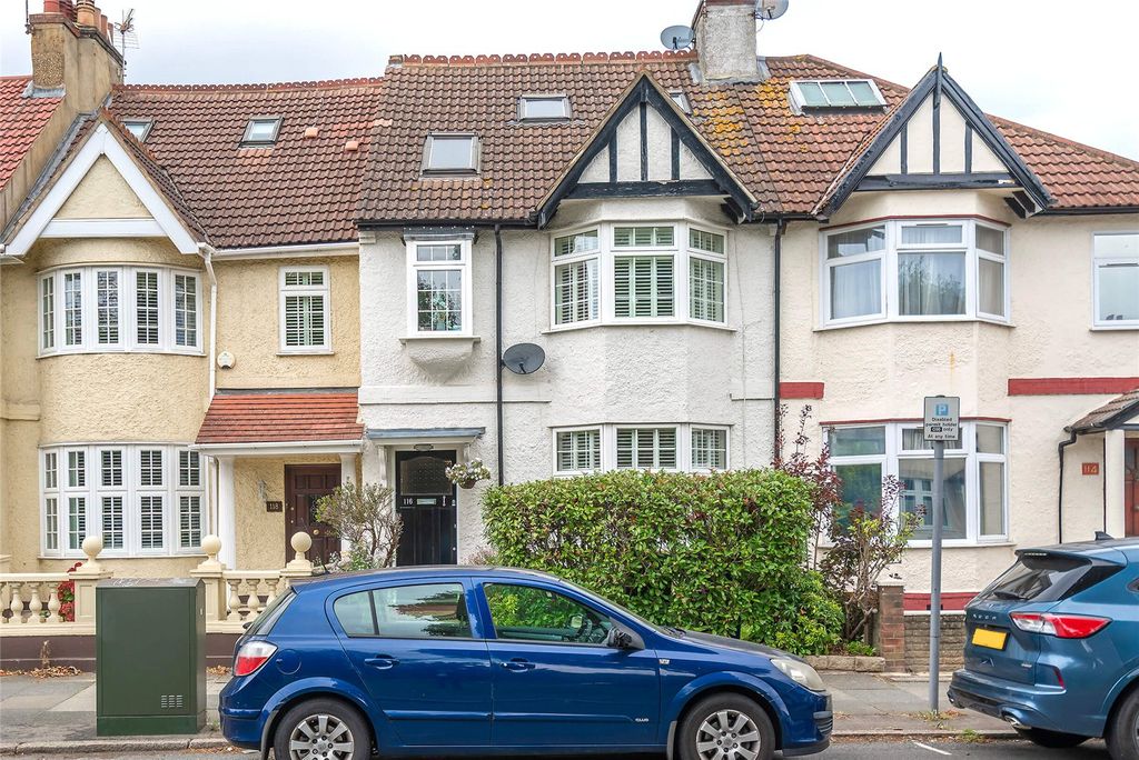 Property photo 2 of 18 Front External