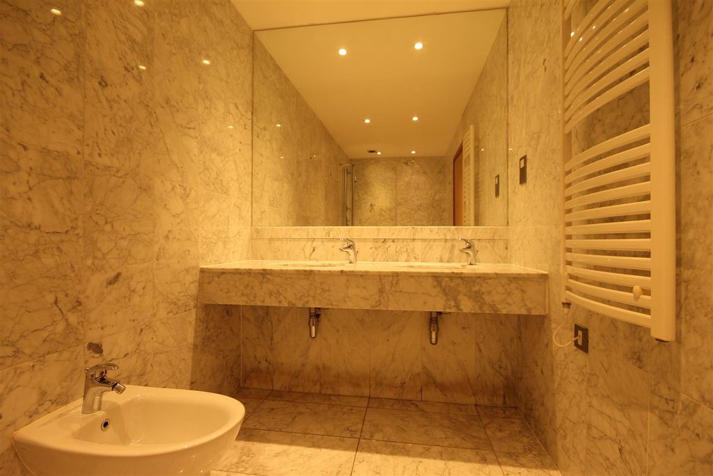 Property photo 1 of 9 23428.Jpg