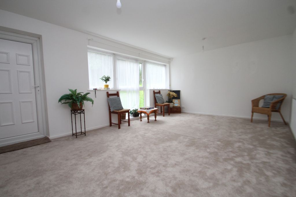 Property photo 3 of 10 0 General