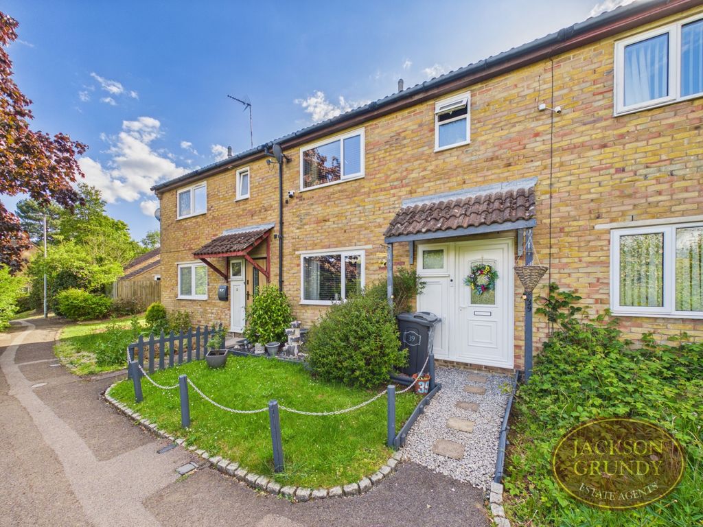 Property photo 1 of 18 Pilton Close