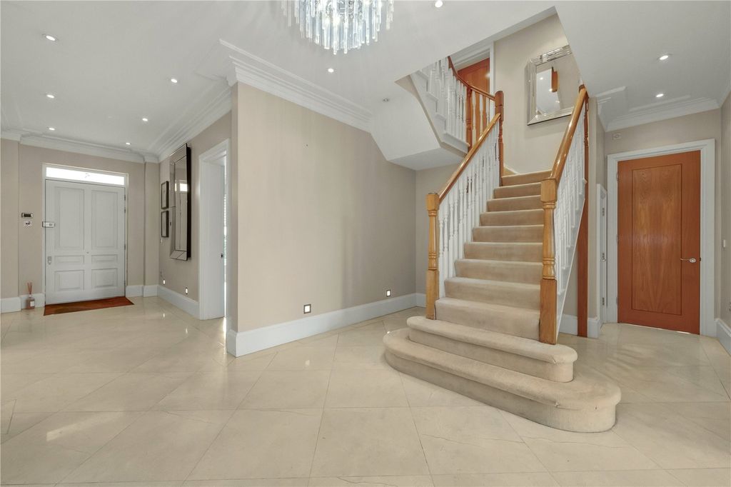 Property photo 2 of 18 Picture No. 04