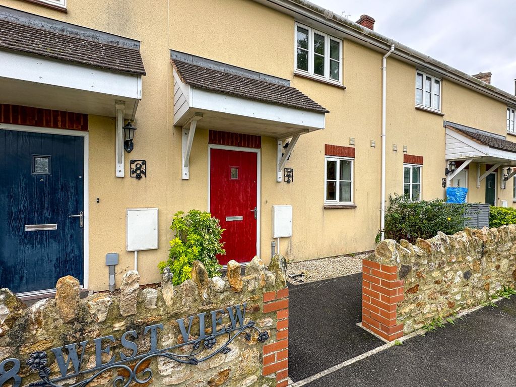 Property photo 2 of 17 3647864