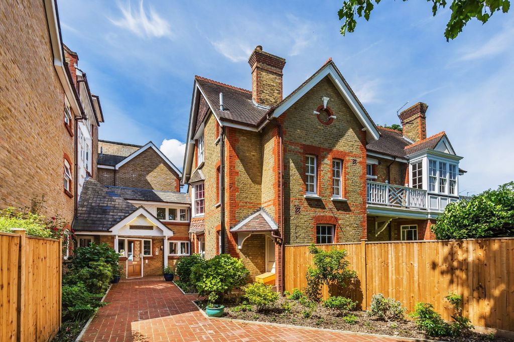 Property photo 1 of 17 Picture No. 16